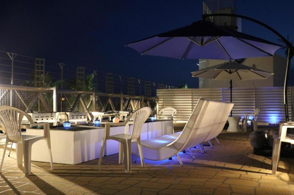 Mykonos Resort Miura Yokosuka Exteriör bild
